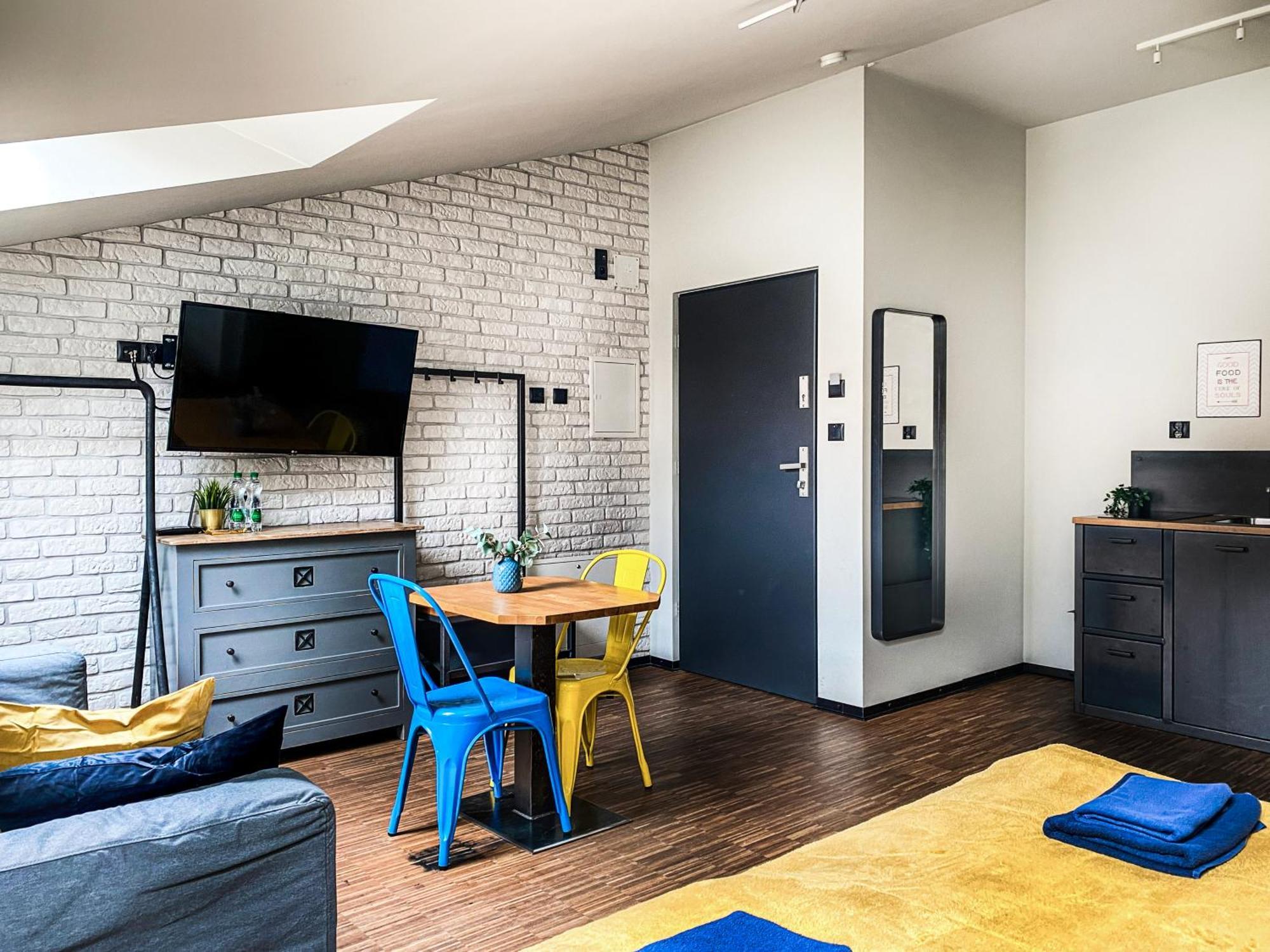 Cozy With Ac For Couples - Old Town Апартаменти *