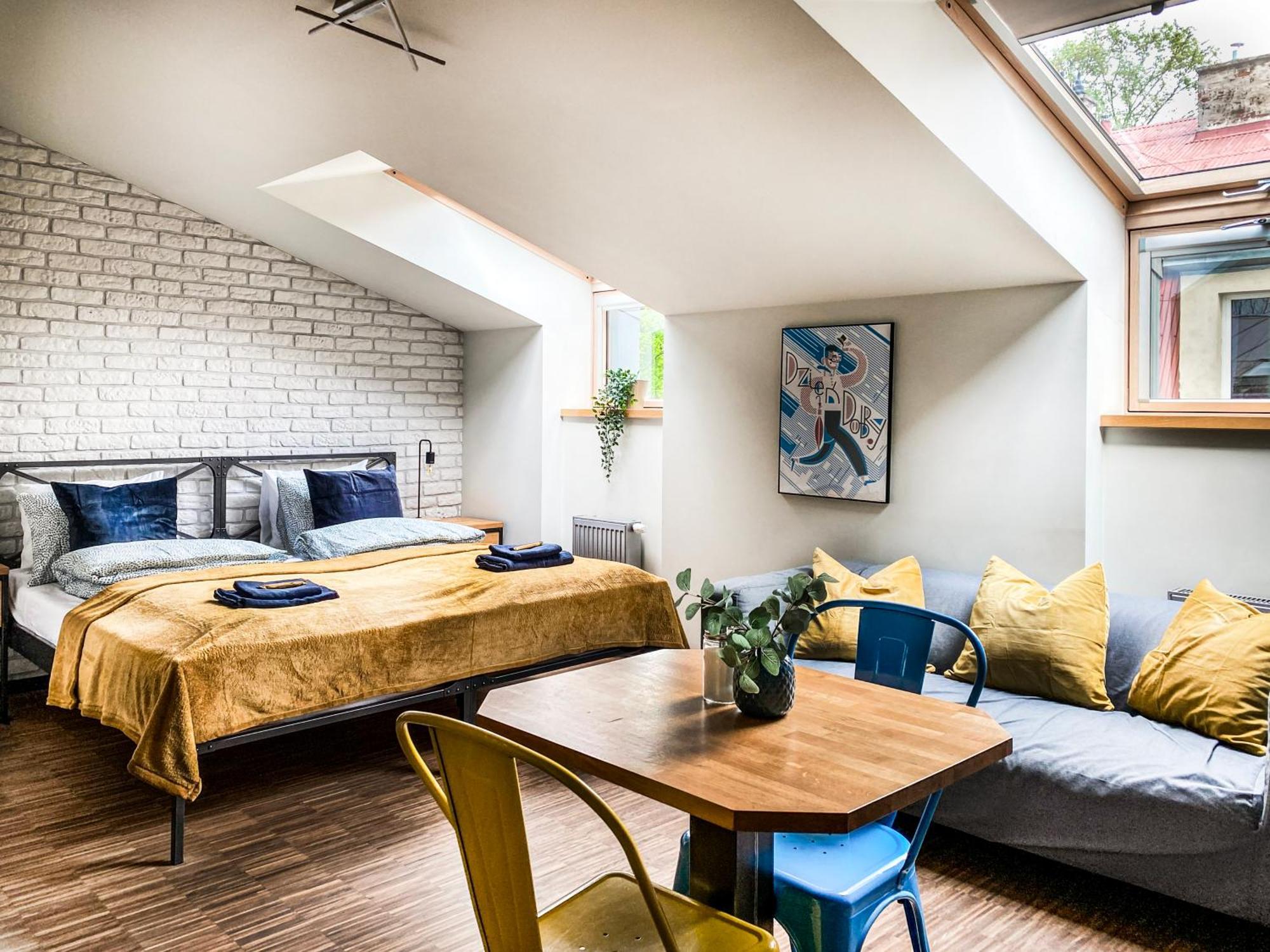 Cozy With Ac For Couples - Old Town Апартаменти