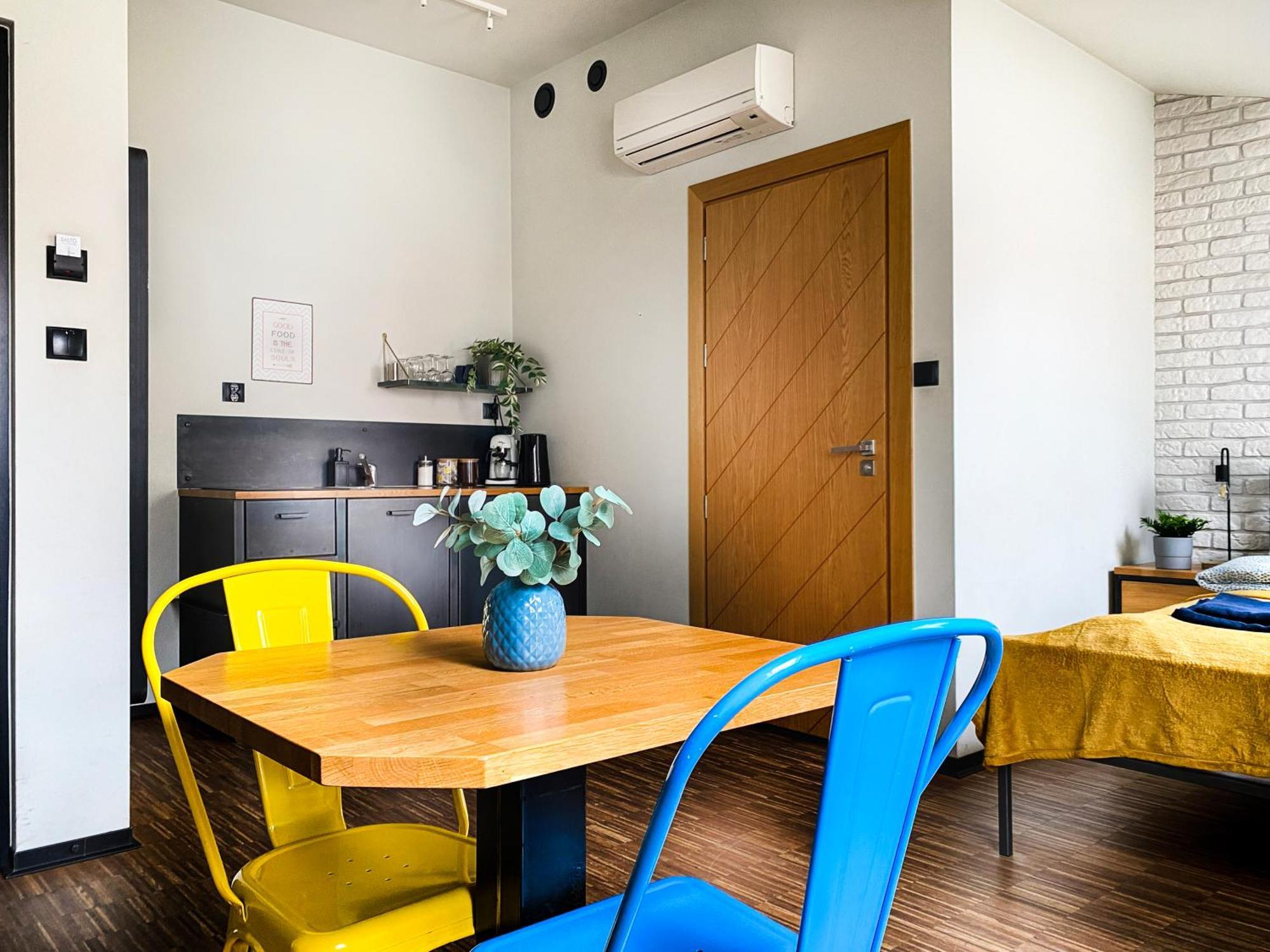 Cozy With Ac For Couples - Old Town Апартаменти *