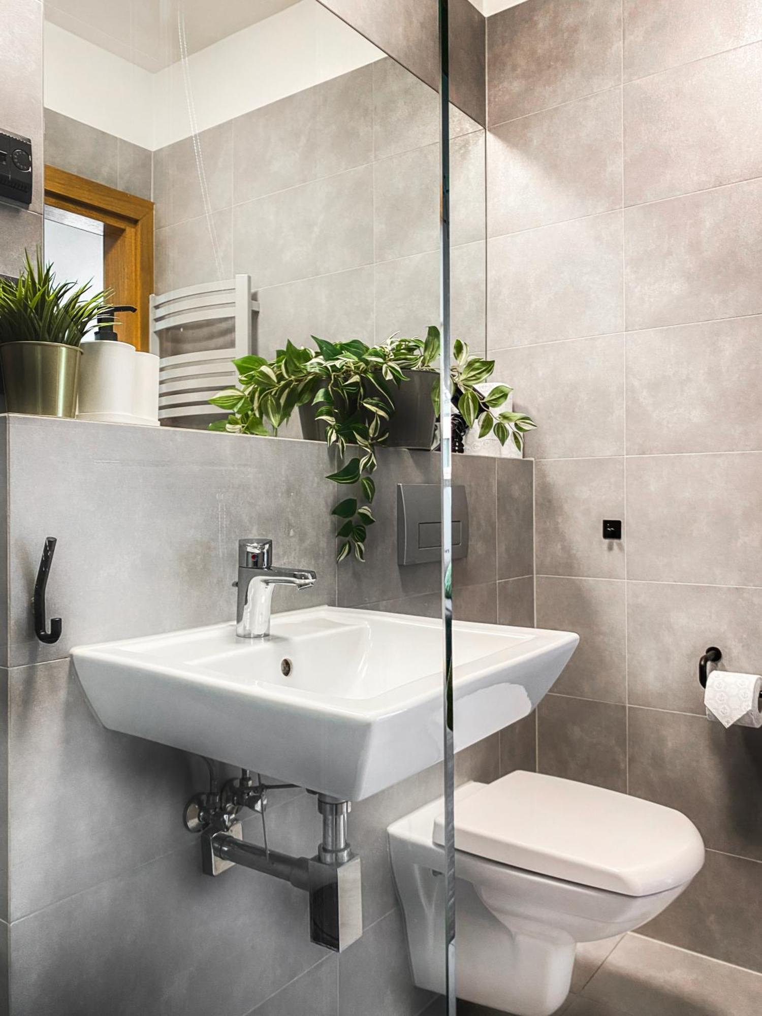 Cozy With Ac For Couples - Old Town Апартаменти